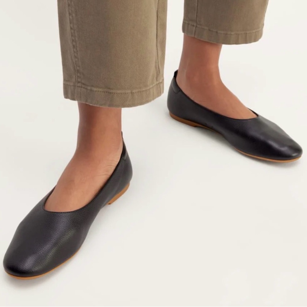 Everlane THE DAY GLOVE Black Leather Flats Size 8.5